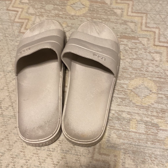UNISEX GRAY COLOR SLIDES SHOES SIZE 44-45 280 is like US 10-10.5 - Picture 4 of 5